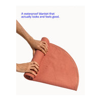 Dame Thro Waterproof Blanket