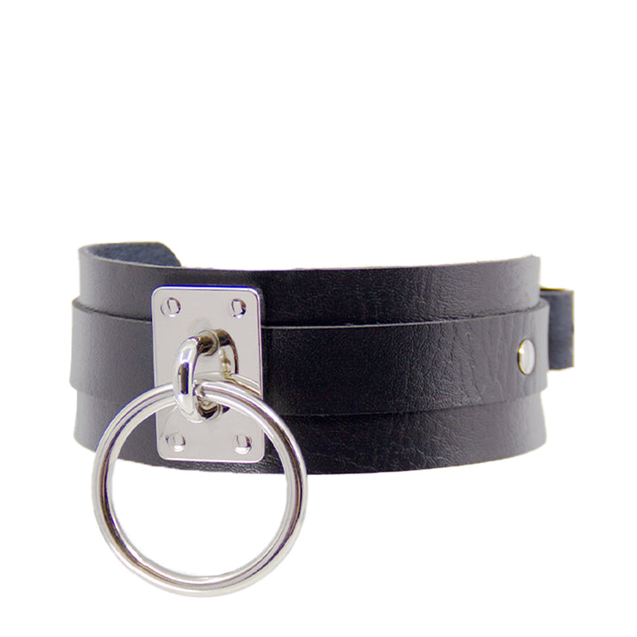 Love in Leather Oversize O-Ring Faux Leather Collar
