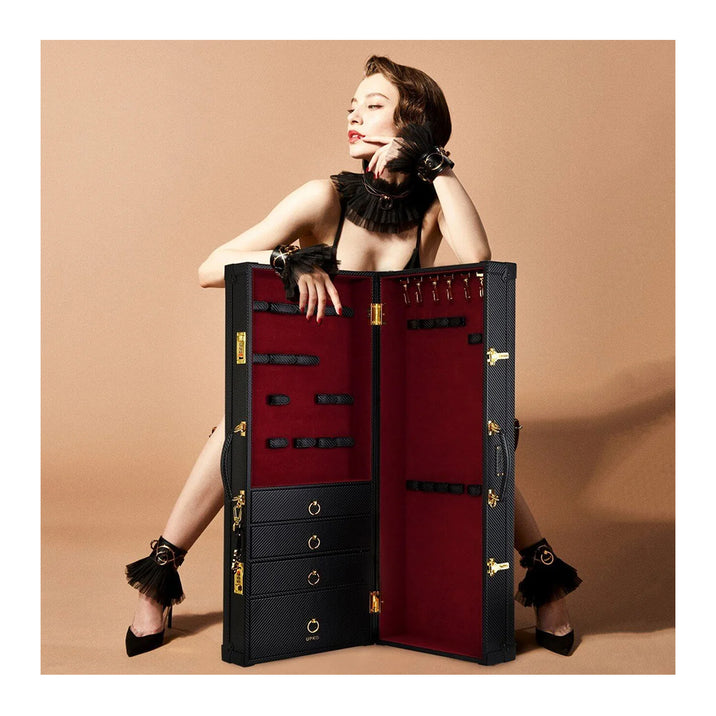 UPKO Sade Luxury Locking Storage Trunk