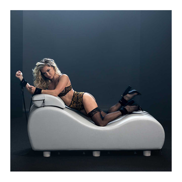 Liberator Black Label Esse Chaise II - Online Only