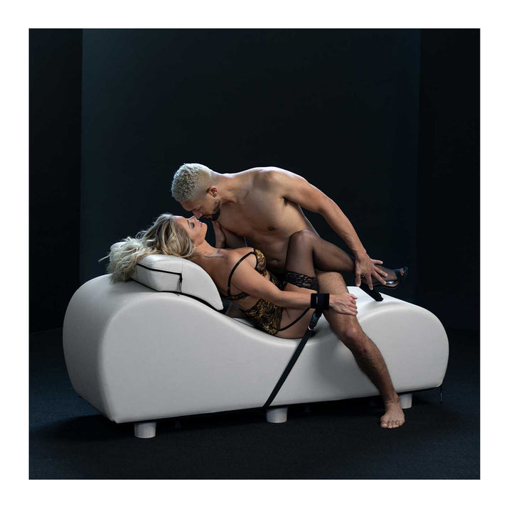 Liberator Black Label Esse Chaise II - Online Only