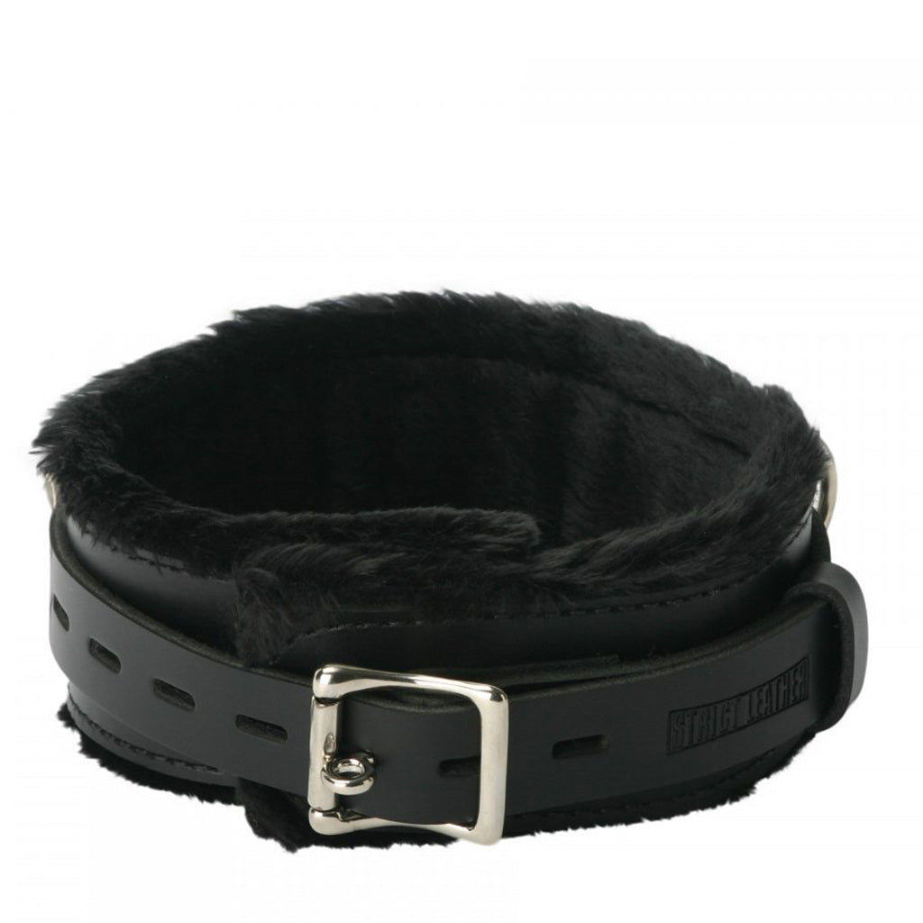 Strict Leather Premium Fur Lined Locking Collar